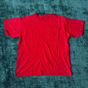 Vintage Marlboro Country Store Red Pocket T-Shirt Retro Logo Graphic